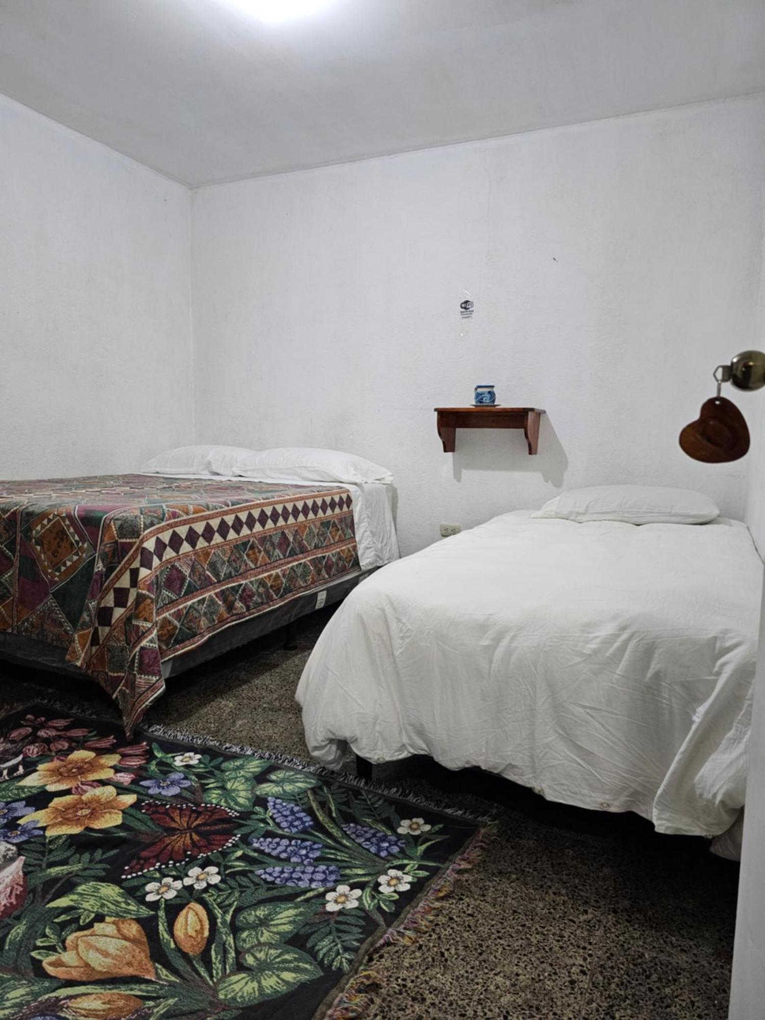 Hostal The Friends Panajachel Pokój zdjęcie