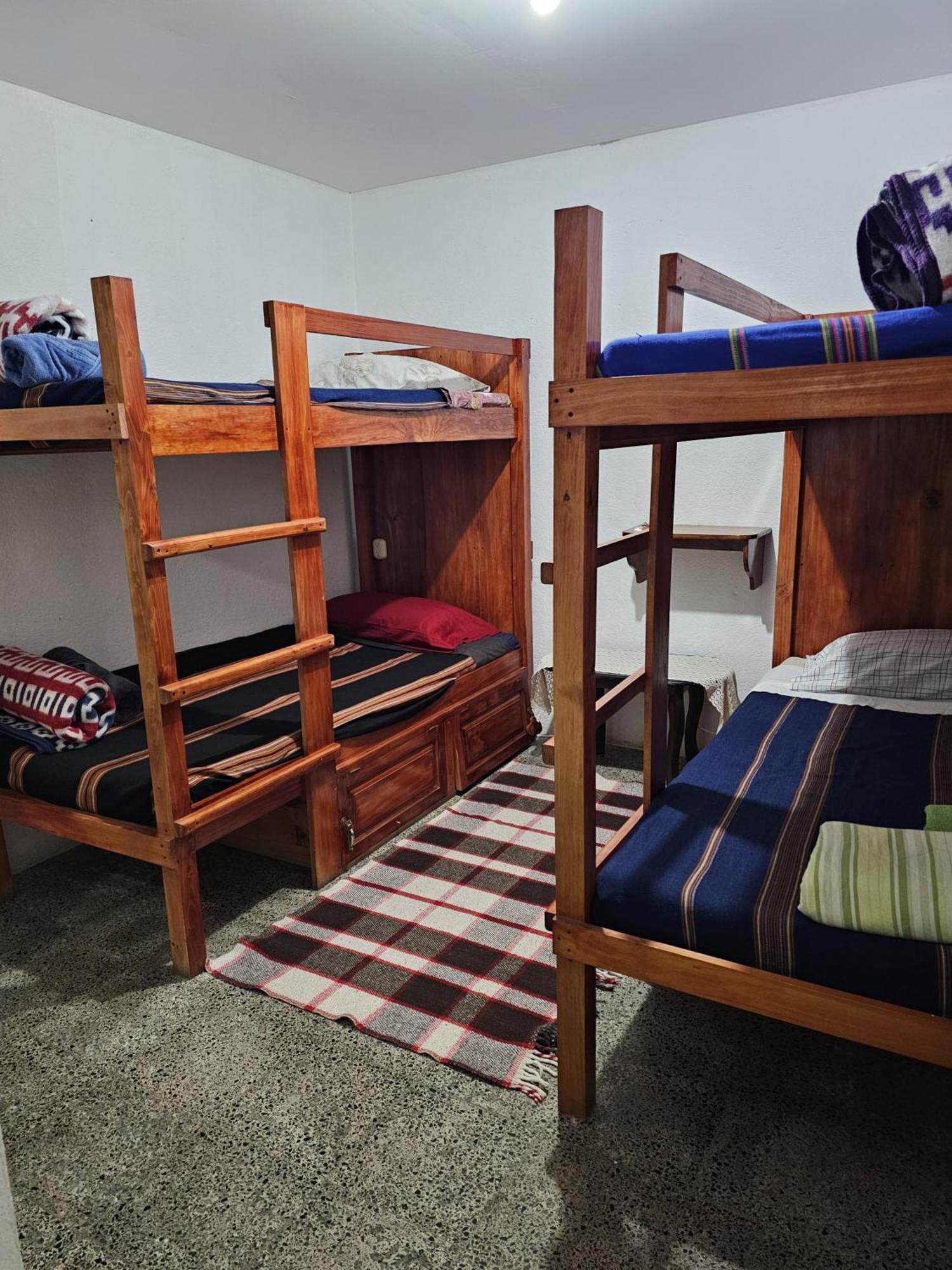 Hostal The Friends Panajachel Zewnętrze zdjęcie